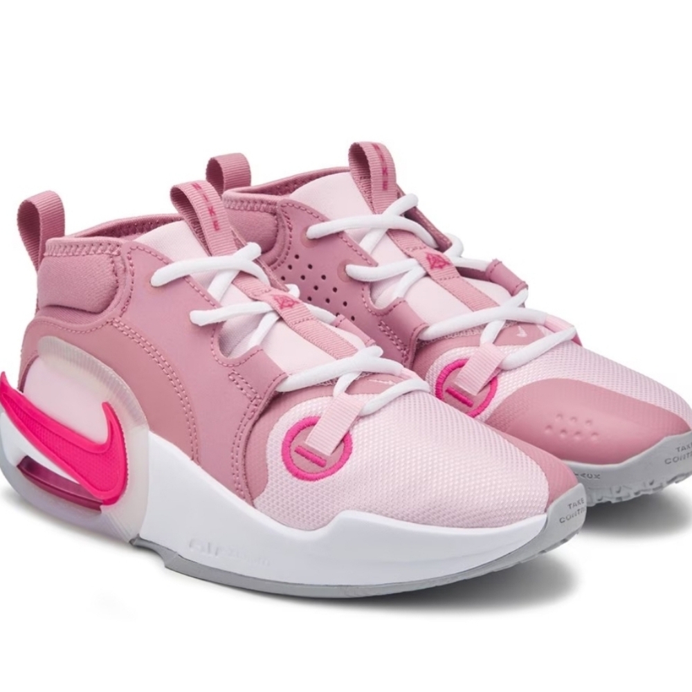 Girl Nike Zoom Cross 2 Basketball Shoe Big/Little Kid